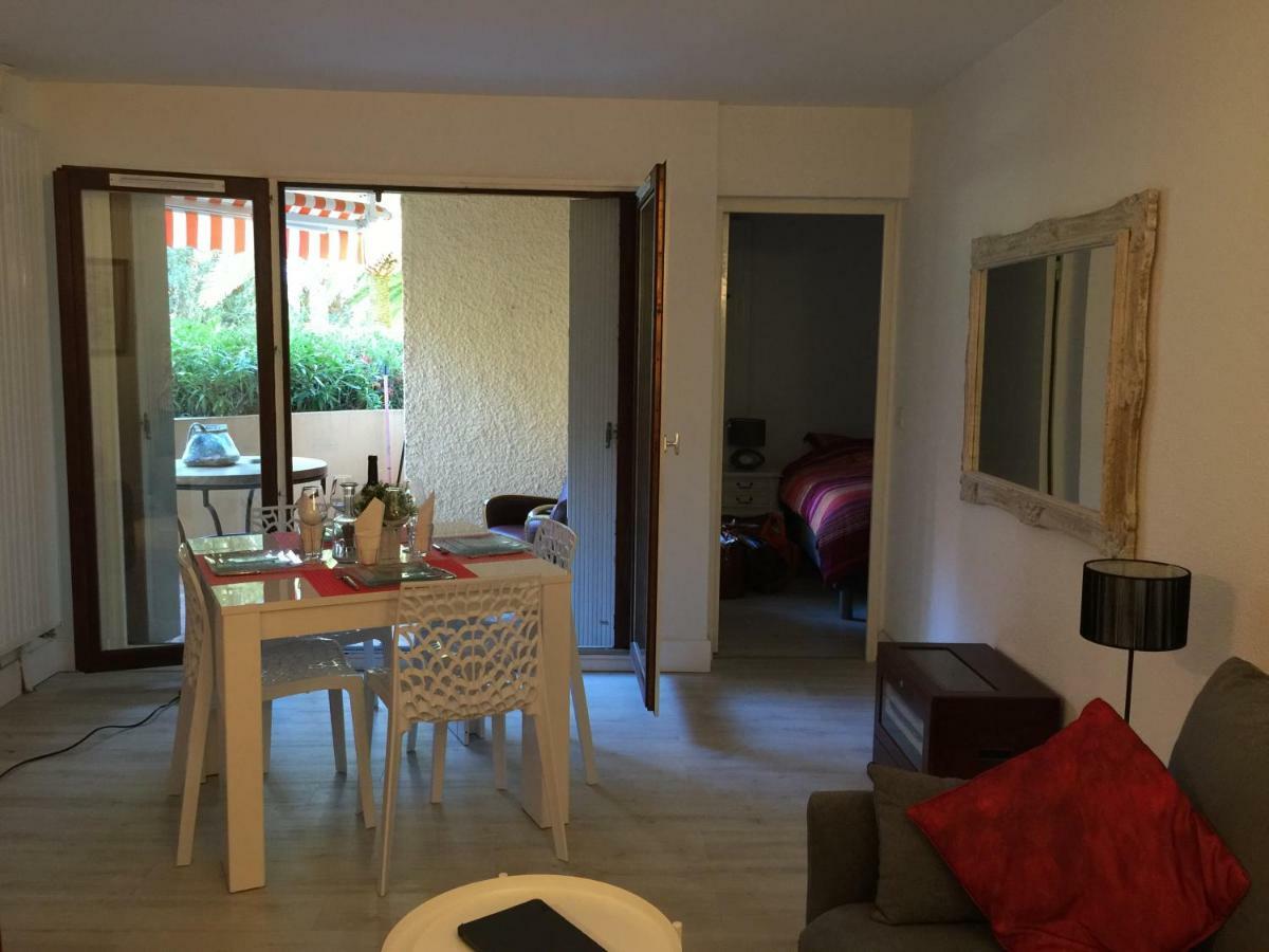 Les Orangers Apartment Saint-Raphael  Bagian luar foto